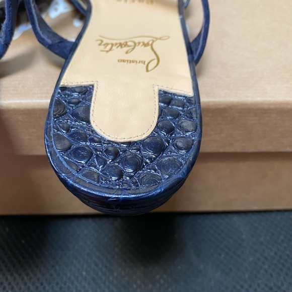 NIB CHRISTIAN LOUBOUTIN Choc Lock Flats, 36 - Picture 14 of 14